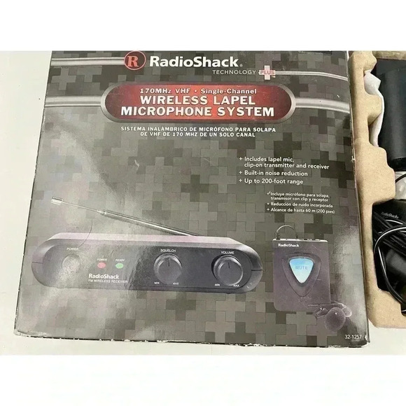 Radioshack 170MHZ Wireless Lapel Microphone System Old Stock - Picture 1 of 14